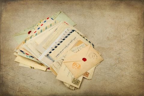 Digitizing fragile handwritten letters for preservation